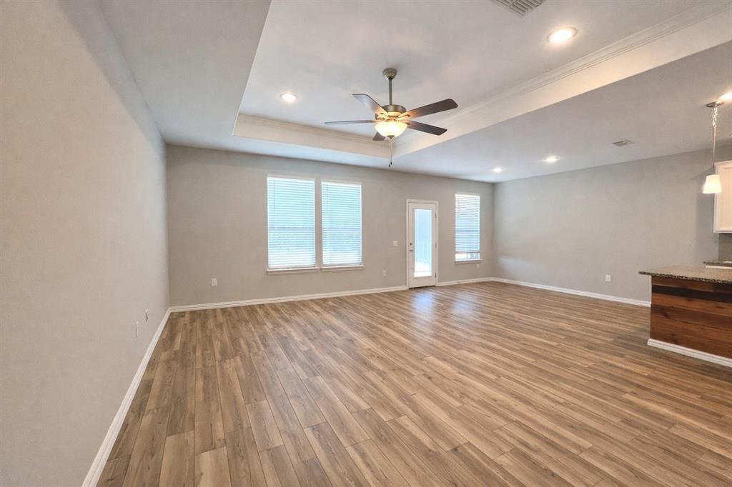 215 Hadley Lane