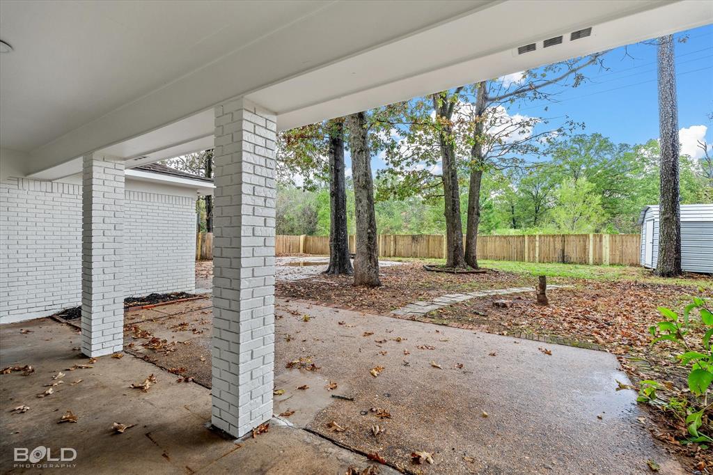 Haughton, Louisiana 71037, United States, 4 Bedrooms Bedrooms, ,3 BathroomsBathrooms,Residential,Pending,32171