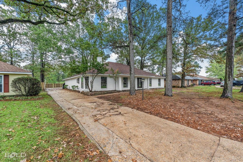 Haughton, Louisiana 71037, United States, 4 Bedrooms Bedrooms, ,3 BathroomsBathrooms,Residential,Pending,32171