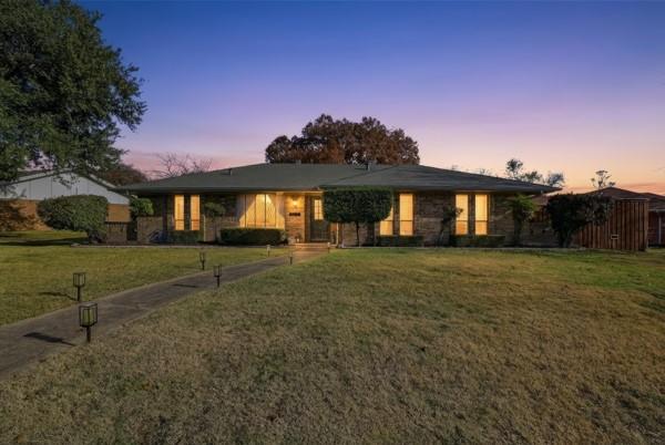 2217 Westlake Drive