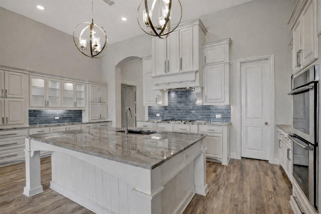 8505 Grand Cascade Cove