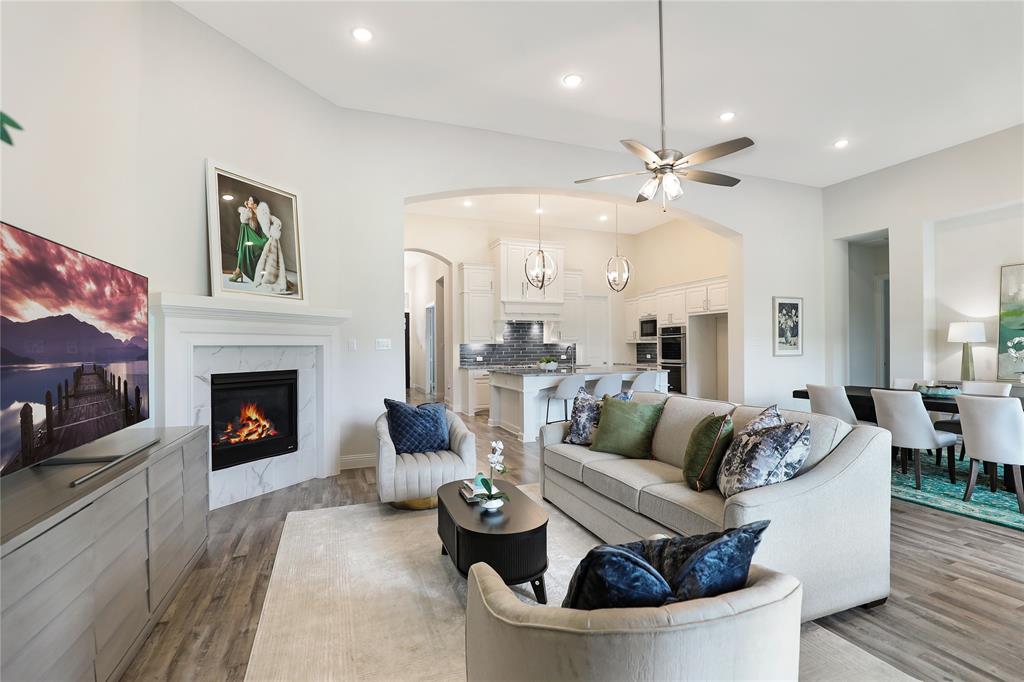 8505 Grand Cascade Cove