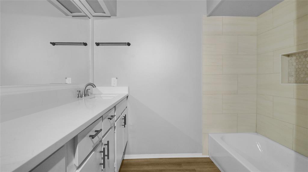High Hollows Condo - Residential