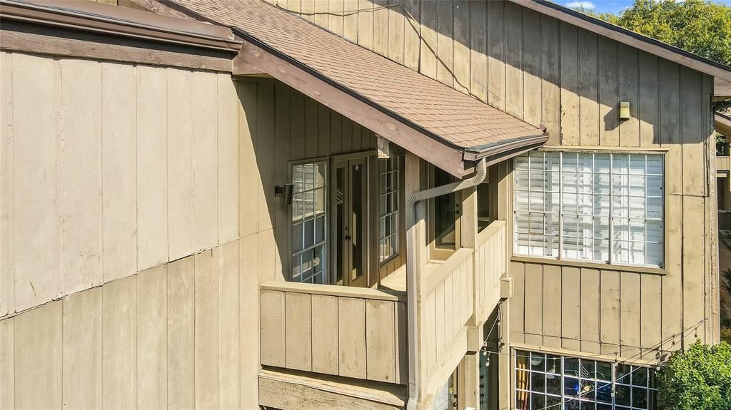 High Hollows Condo - Residential