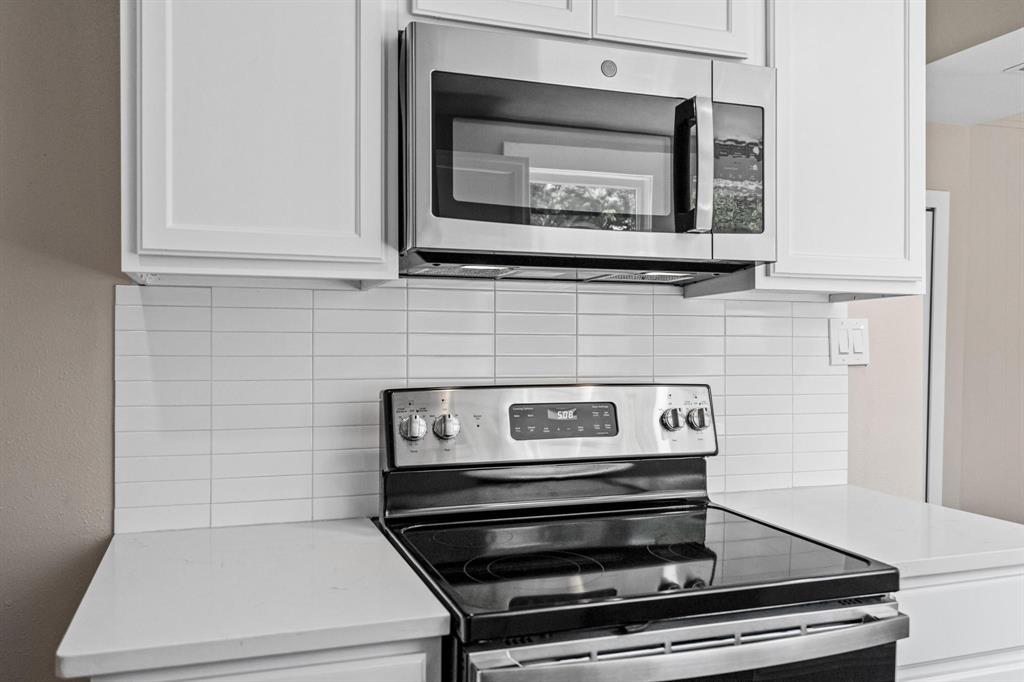 Exsteins Maple Add - Residential