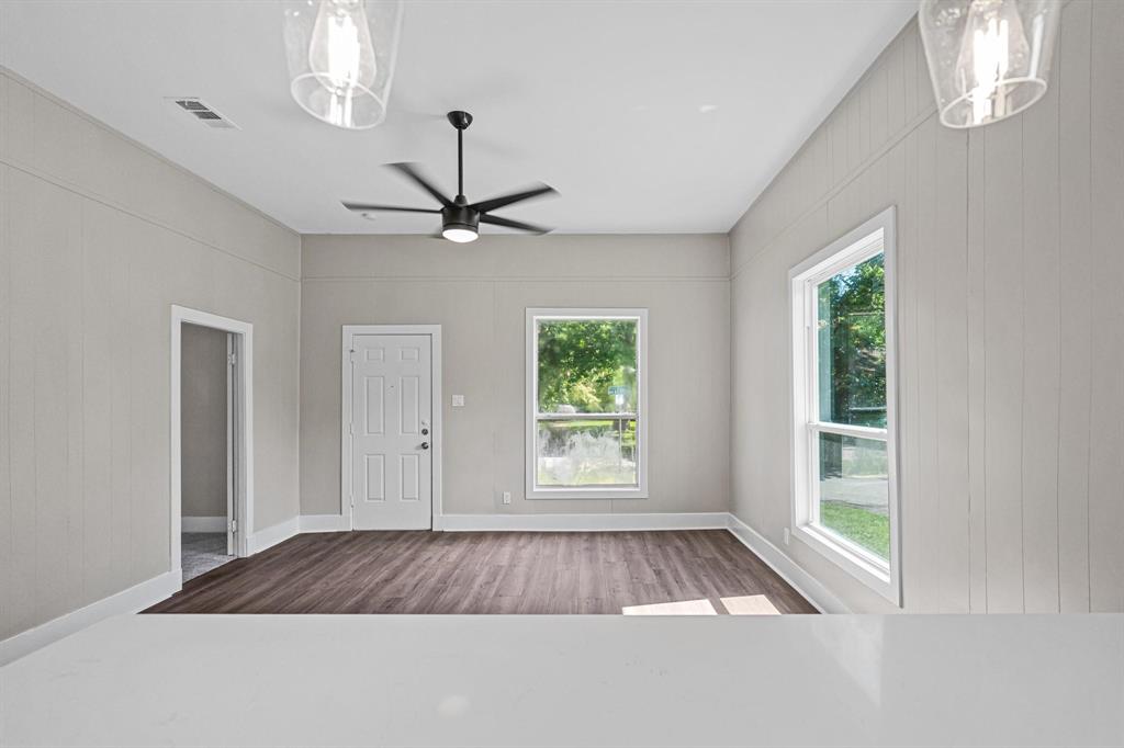 Exsteins Maple Add - Residential