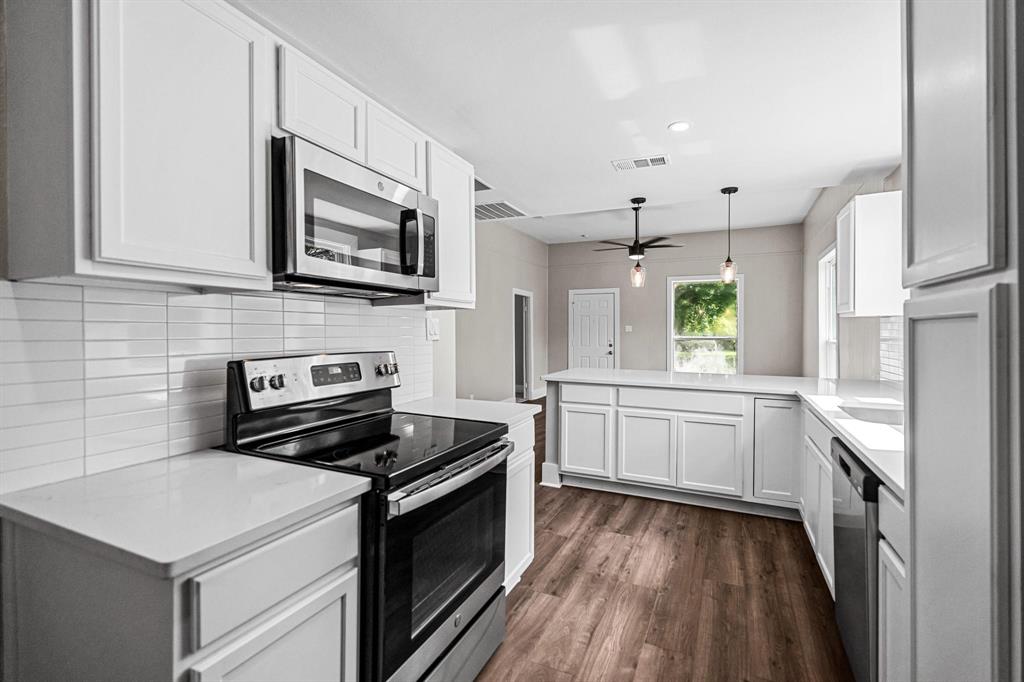 Exsteins Maple Add - Residential