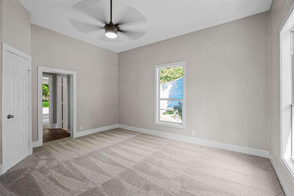 Exsteins Maple Add - Residential