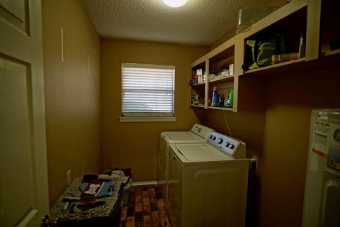 Tiny photo for 152 County Road 45850, Blossom, TX 75416 (MLS # 21130694)