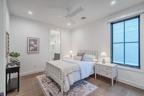 Tiny photo for 4128 University Boulevard #5L, University Park, TX 75205 (MLS # 21083143)