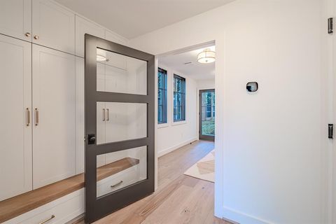 Tiny photo for 4128 University Boulevard #5L, University Park, TX 75205 (MLS # 21083143)