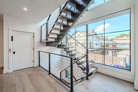 Tiny photo for 4128 University Boulevard #5L, University Park, TX 75205 (MLS # 21083143)