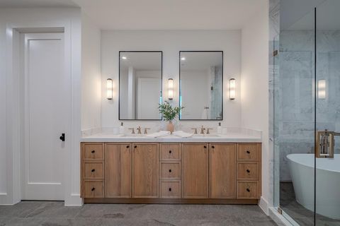 Tiny photo for 4128 University Boulevard #5L, University Park, TX 75205 (MLS # 21083143)