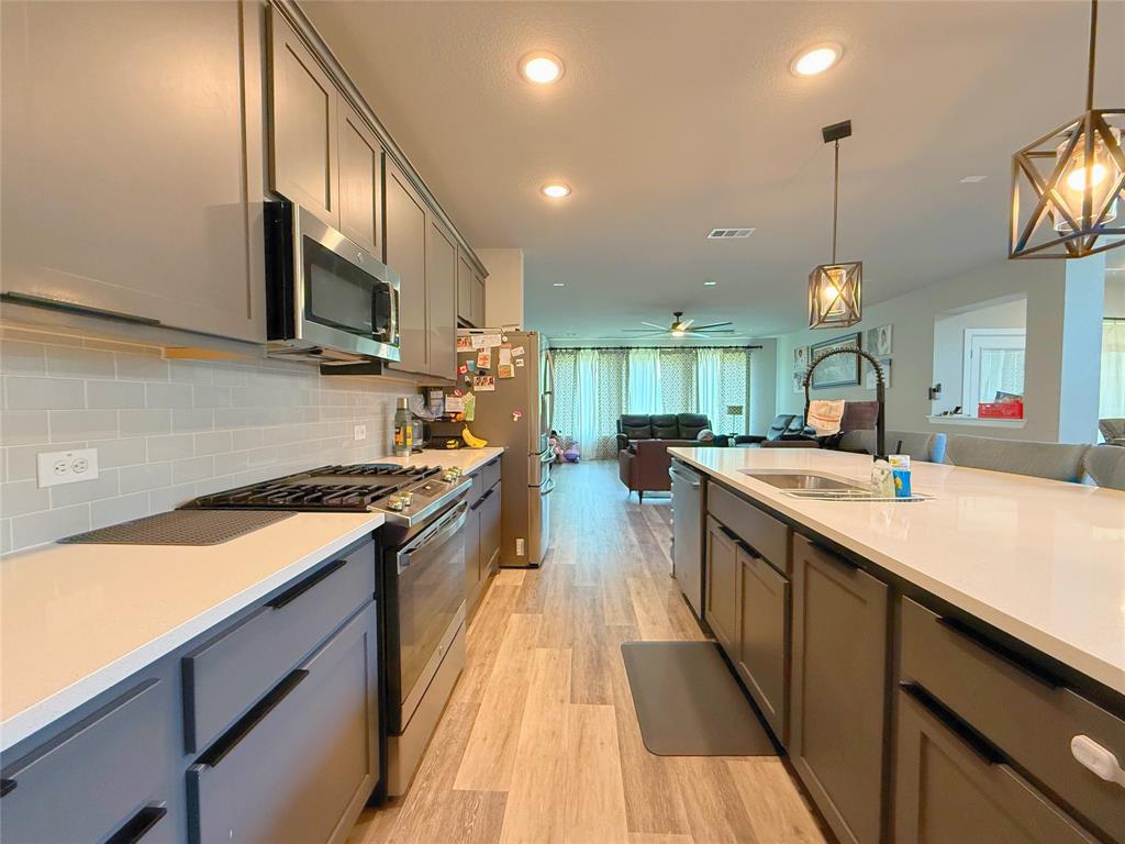 Gateway Parks Add - Residential Lease