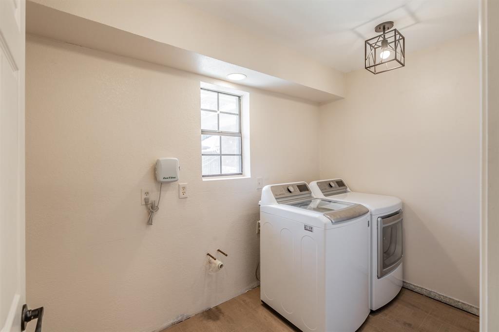 TREETOP ADDITION - Residential