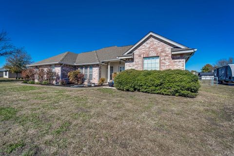 A home in Waxahachie