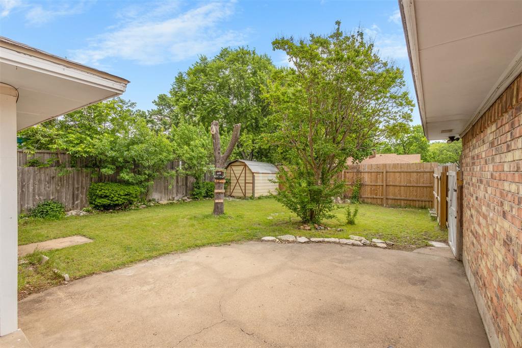 Forest Hills 01 - Residential