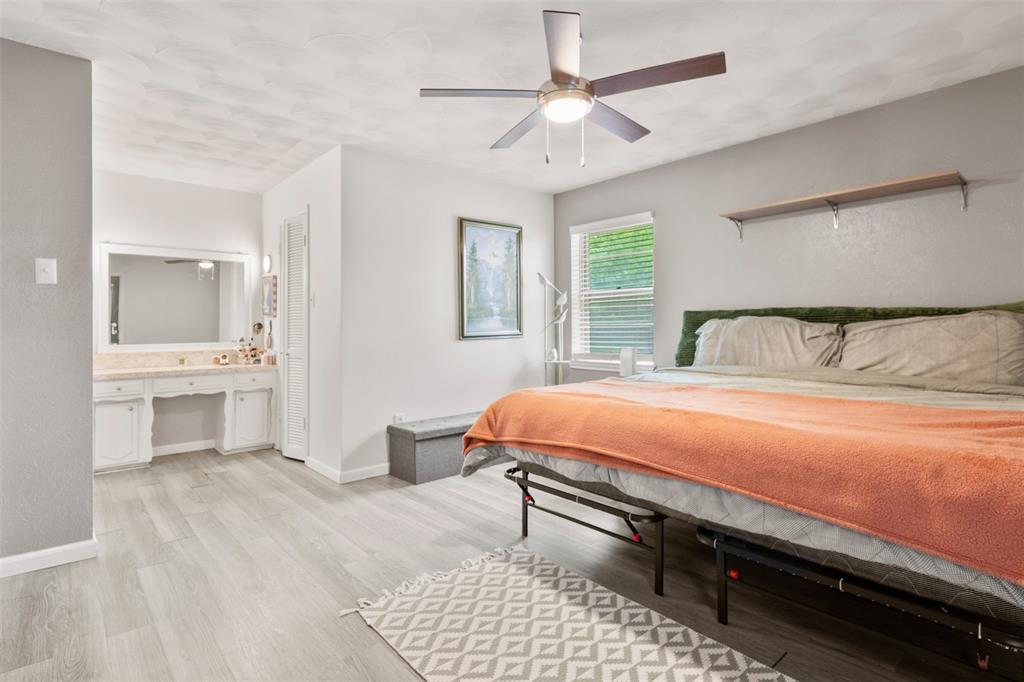 Forest Hills 01 - Residential
