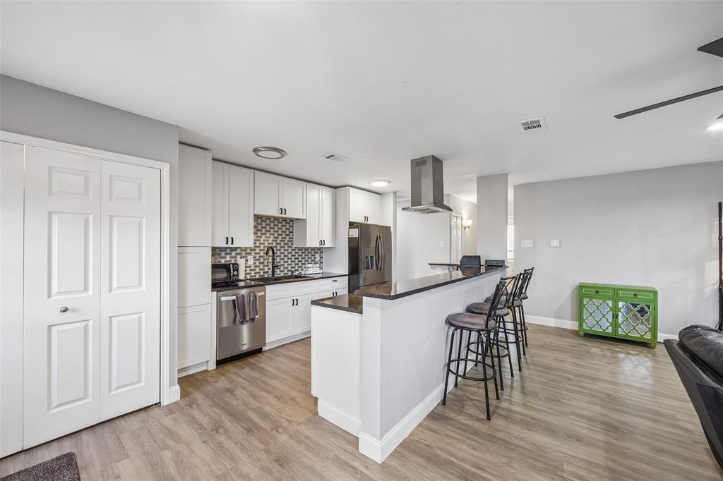 Colony 11 - Residential