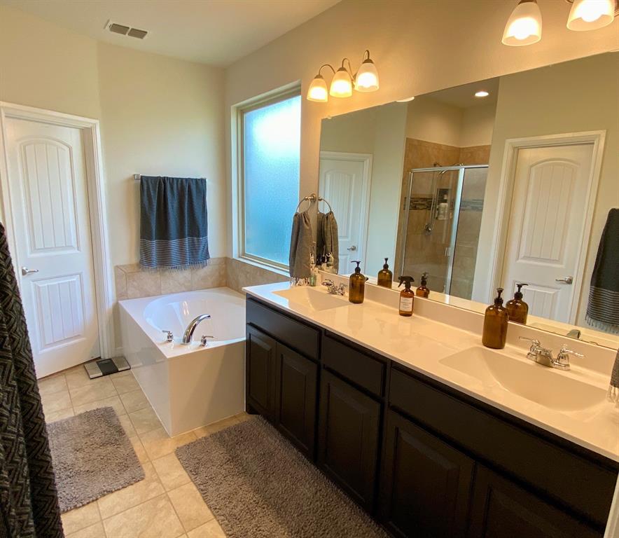 Ryan Meadows Ph I - Residential Lease