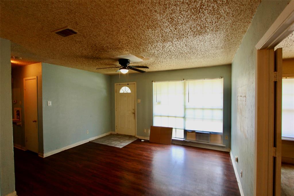 1111 Tierra Drive
