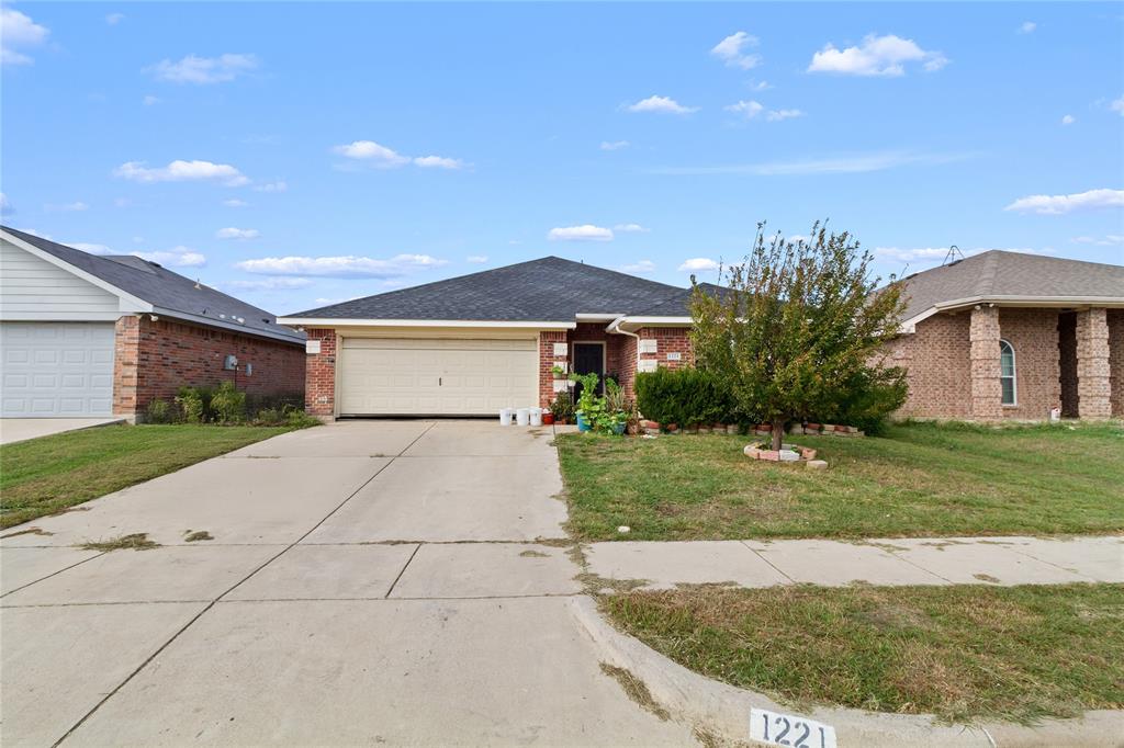 1221 Camden Yard Drive