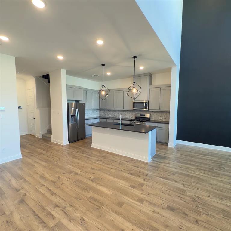 Chelsea Commons - Residential Lease