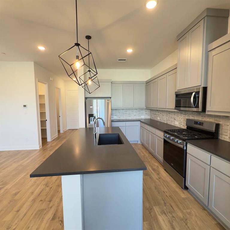 Chelsea Commons - Residential Lease