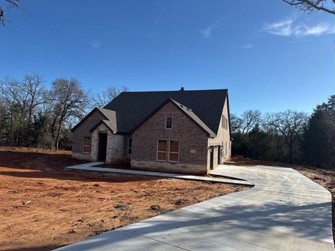 A home in Alvarado