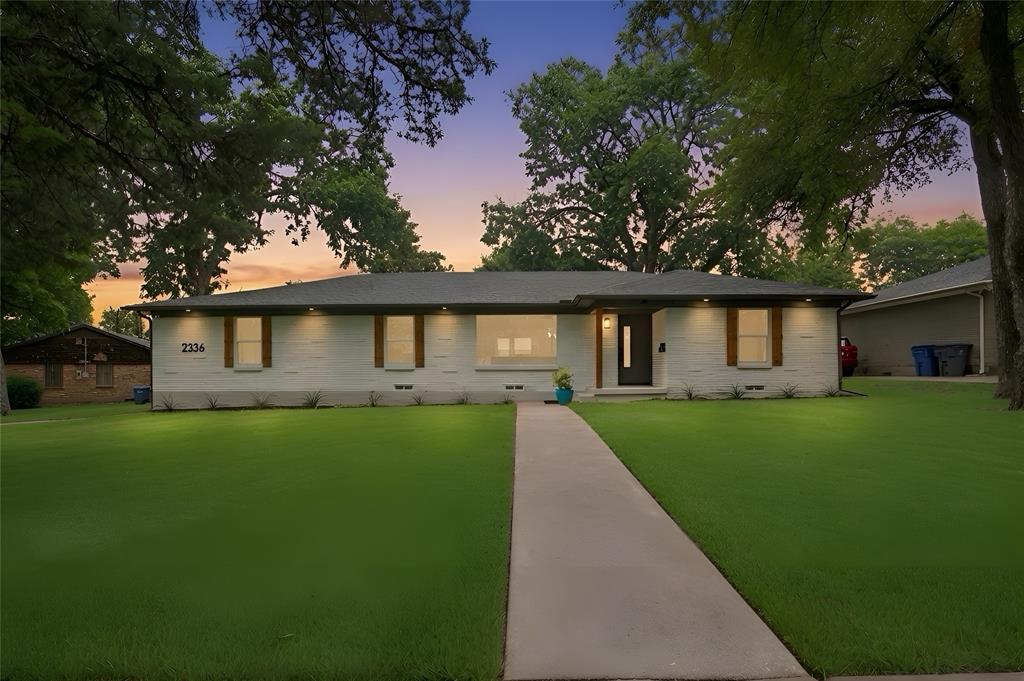 2336 Fenestra Drive