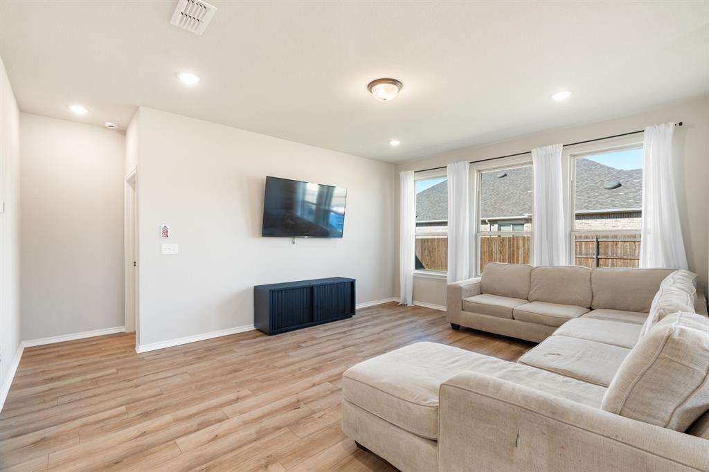 Sheppards Place Ph 2 - Residential