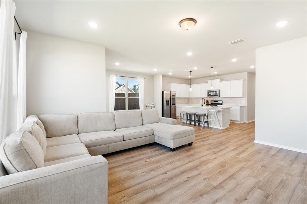 Sheppards Place Ph 2 - Residential