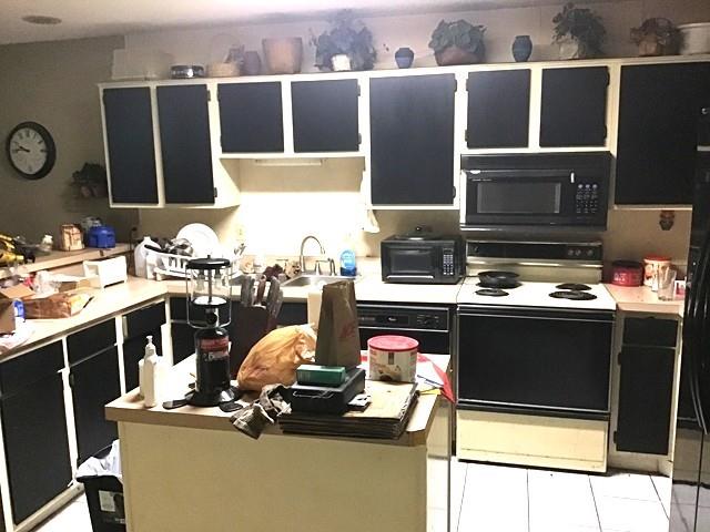 651 Holly Trail E 201Q