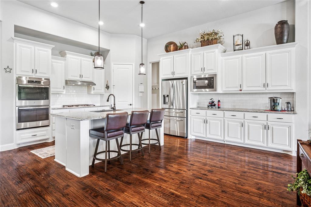 Flower Mound, Texas 76262, United States, 4 Bedrooms Bedrooms, ,3 BathroomsBathrooms,Residential,Pending,109609