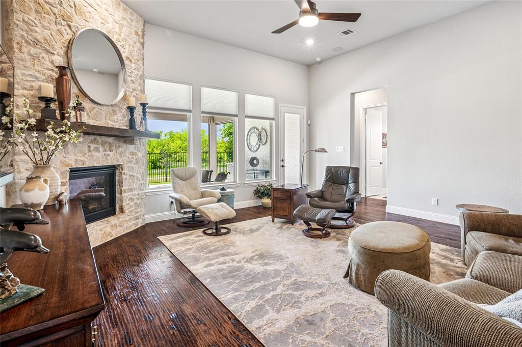 Flower Mound, Texas 76262, United States, 4 Bedrooms Bedrooms, ,3 BathroomsBathrooms,Residential,Pending,109609