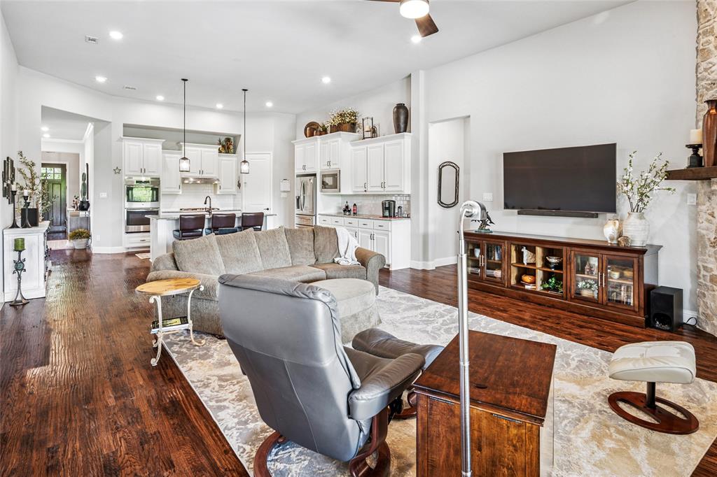 Flower Mound, Texas 76262, United States, 4 Bedrooms Bedrooms, ,3 BathroomsBathrooms,Residential,Pending,109609