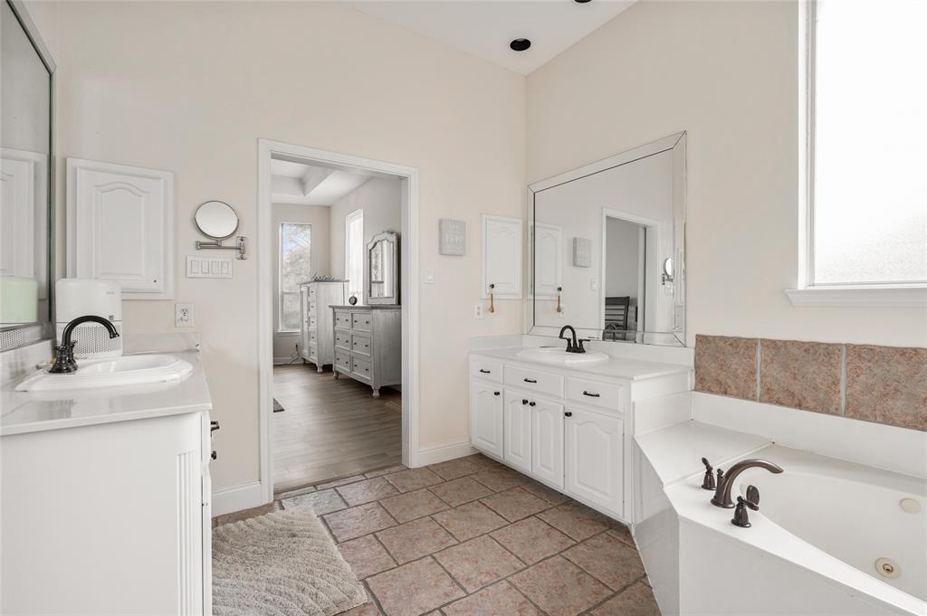 Oak Shores Ph 2 - Residential