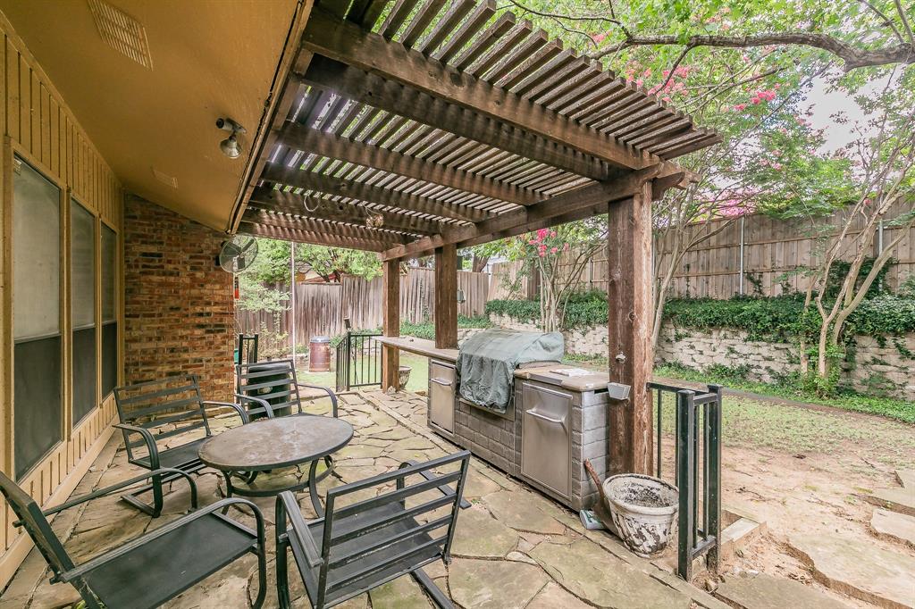 3914 Wingren Drive
