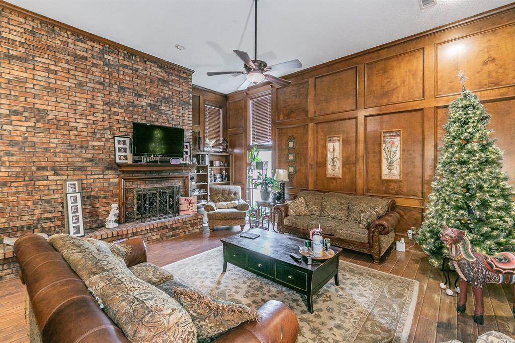 3914 Wingren Drive