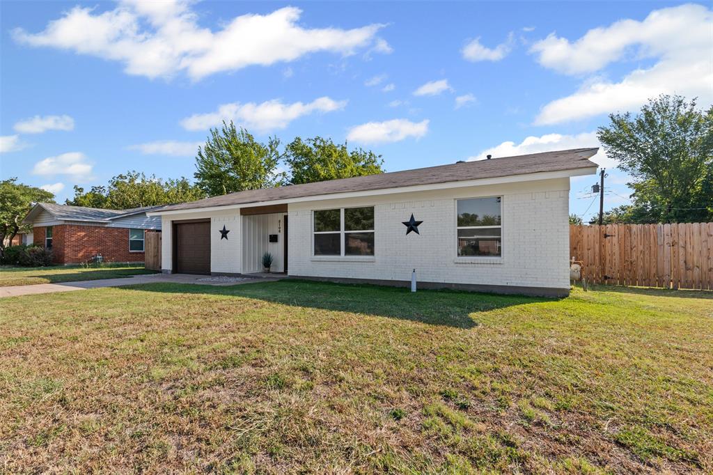 5108 Nancy Lane