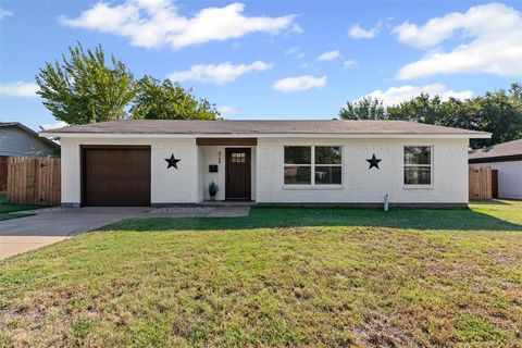 5108 Nancy Lane North Richland Hills TX 76180