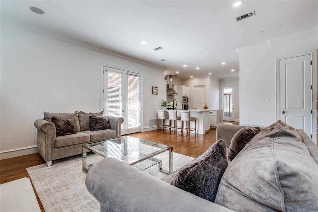 ALCOTT FITZHUGH HEIGHTS - Residential