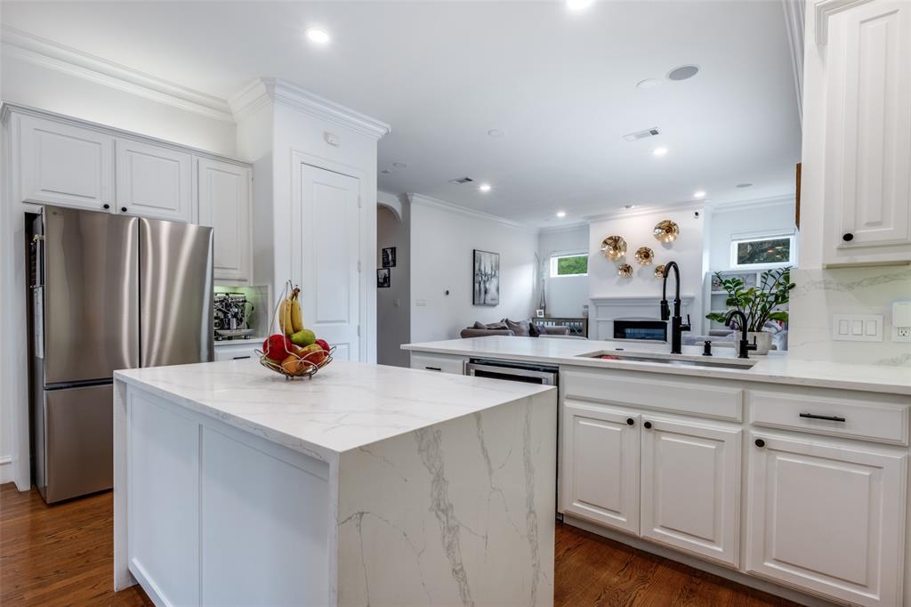 ALCOTT FITZHUGH HEIGHTS - Residential