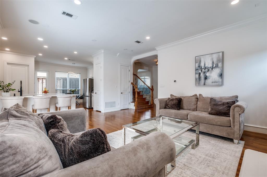 ALCOTT FITZHUGH HEIGHTS - Residential