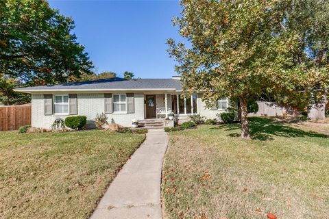 204 S Waterview Drive Richardson TX 75080