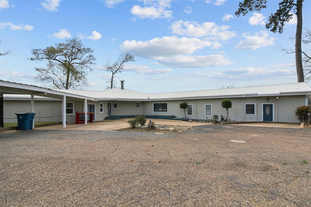 2105 Cardinal Circle
