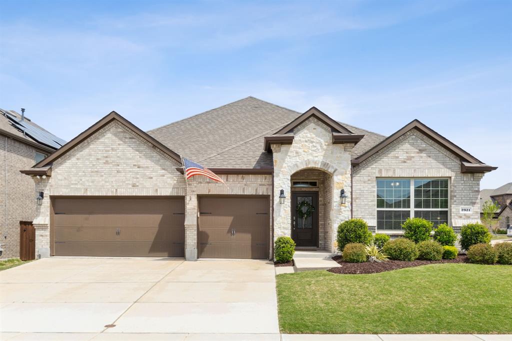 2921 Crossbow Lane