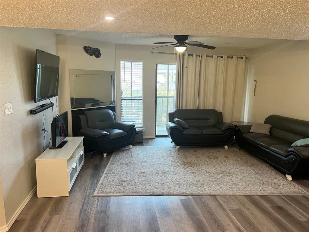 Cambridge Condos Ph 01 03 - Residential