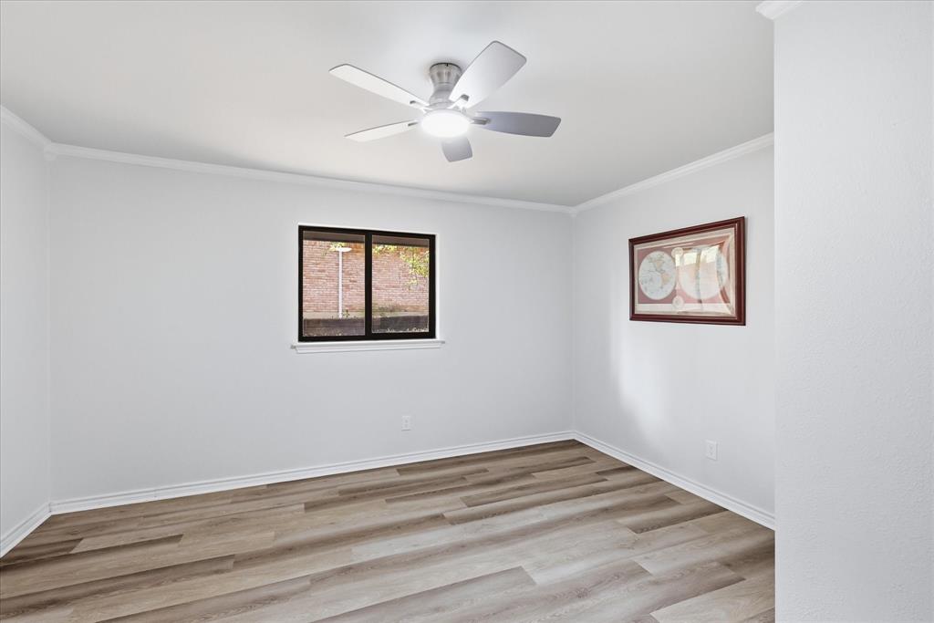206 Lake Vista W