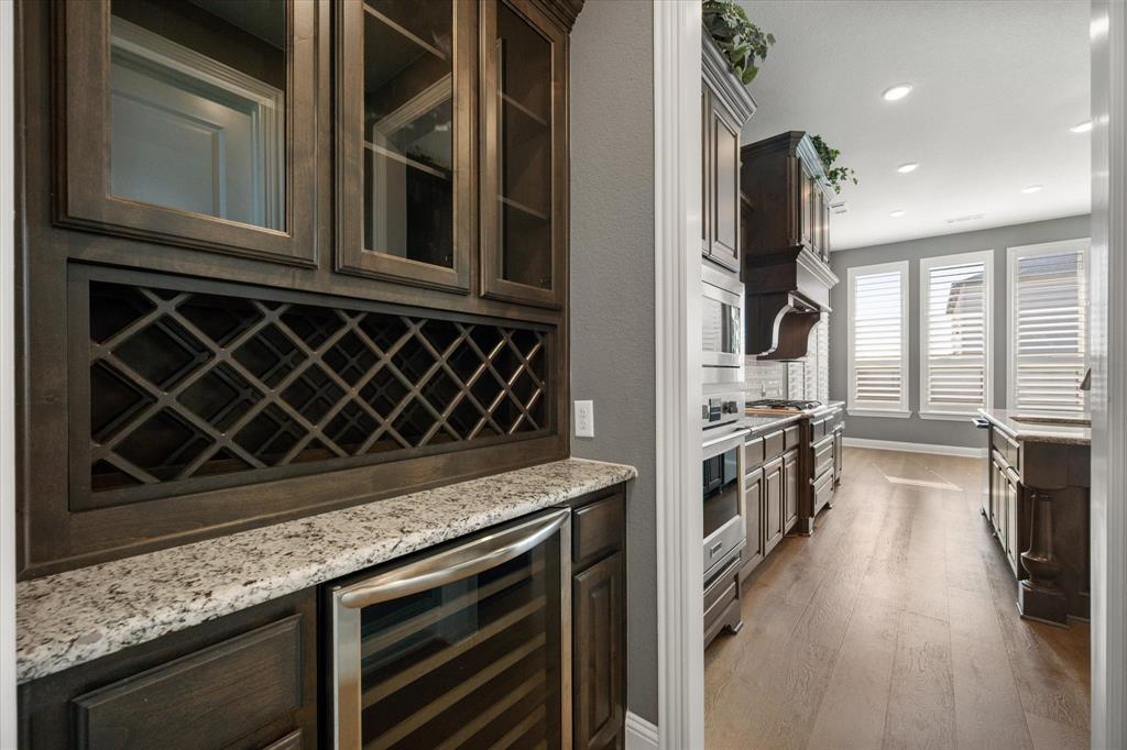 1910 Woodland Skipper Way